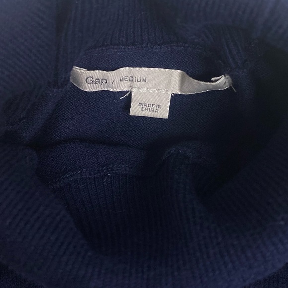 Gap Blue Turtleneck Long-sleeve Sweater Size Medium - Picture 7 of 7